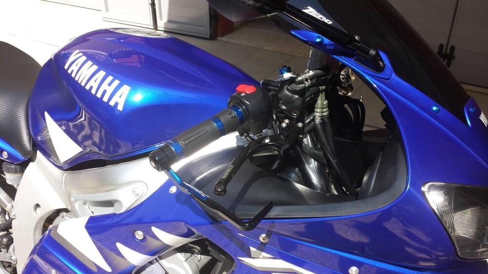 Yamaha YZF R6 (1999 - 00) (6)