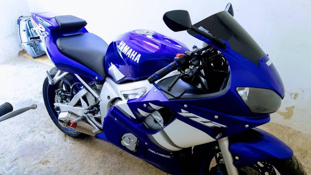 Yamaha YZF R6 (1999 - 00) (10)