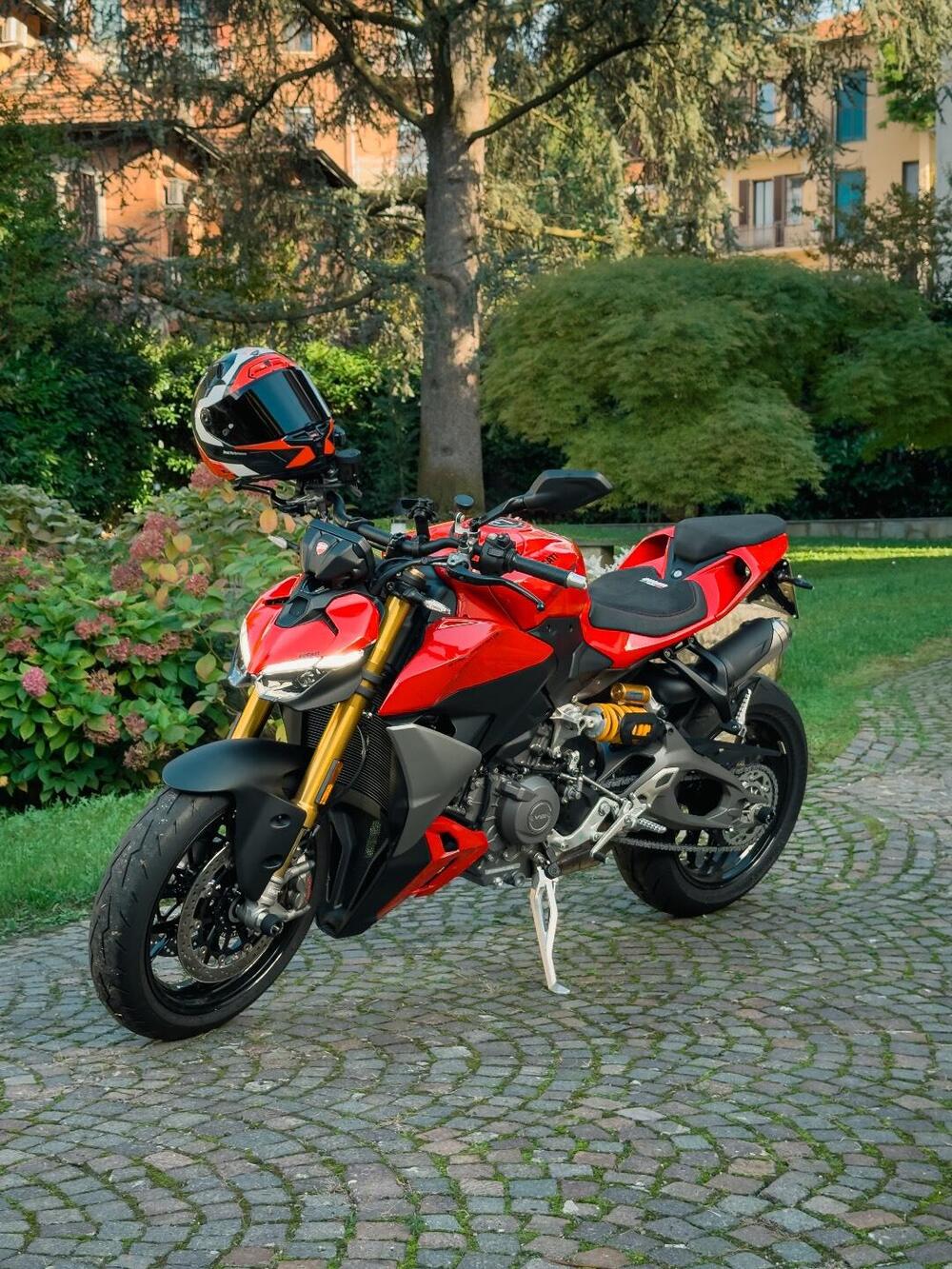 Ducati Streetfighter V2 S (2025)