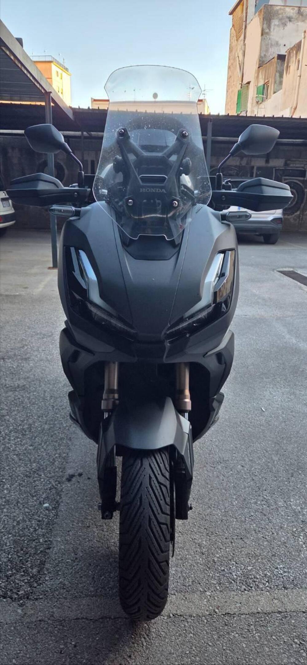 Honda ADV 350 (2022 - 24) (16)