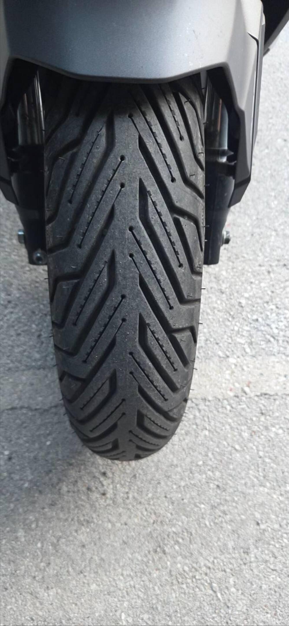 Honda ADV 350 (2022 - 24) (17)