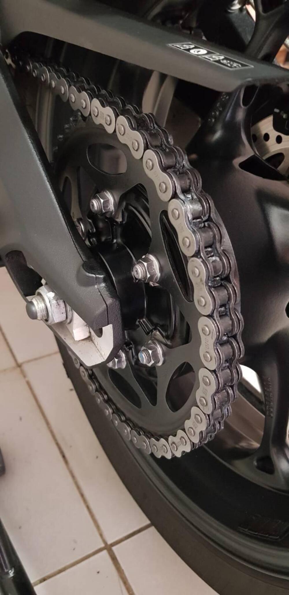 Triumph Street Triple 765 R (2023 - 26) (7)