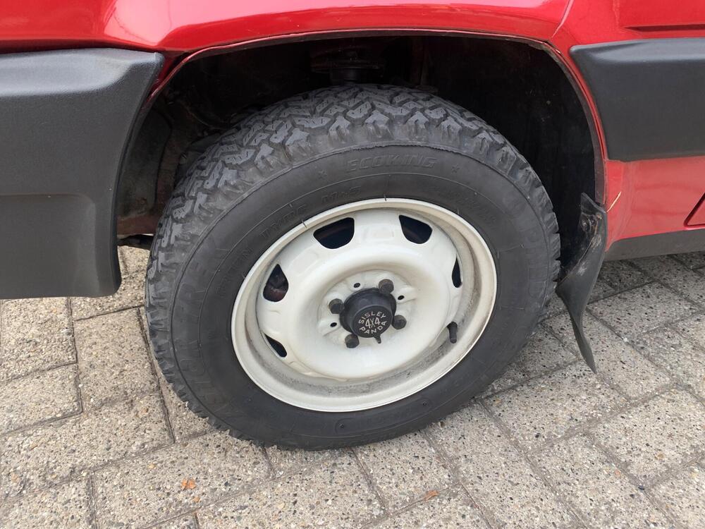 Fiat Panda 4x4 sisley  d'epoca a Milano (13)