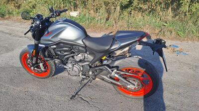 Ducati Monster 937 + (2021 - 25) usata