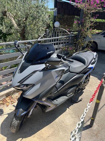 Yamaha T-Max 560 (2020 - 21) usata