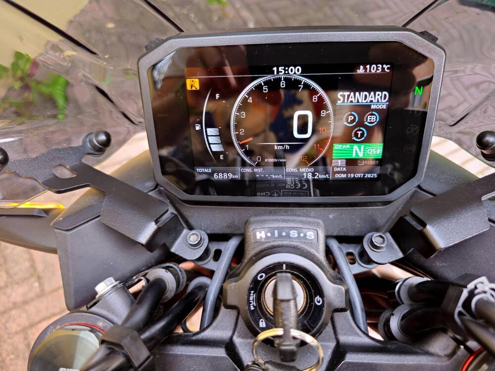 Honda CB 750 Hornet (2023 - 24) (9)