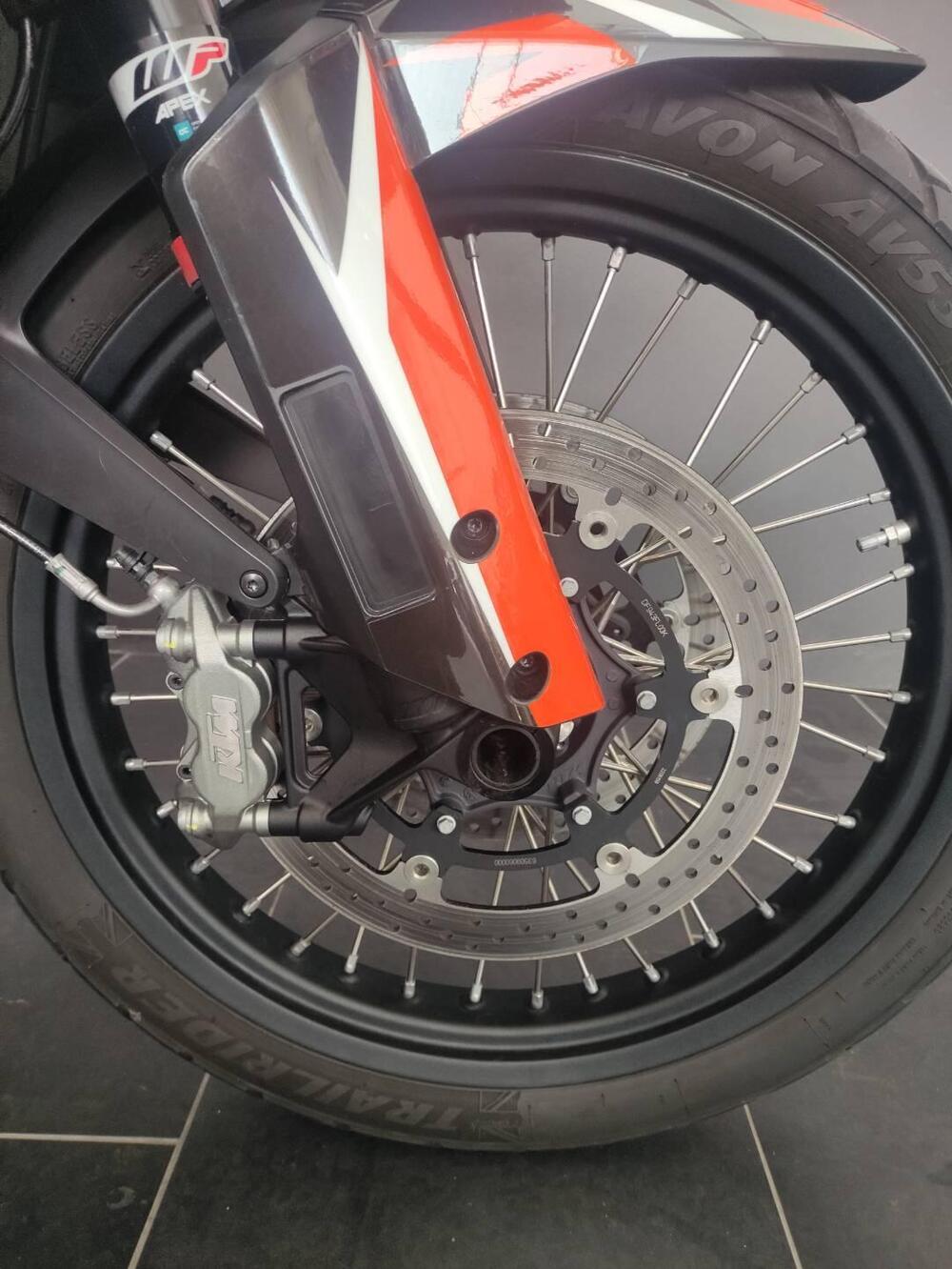 KTM 890 Adventure L (2022) (8)