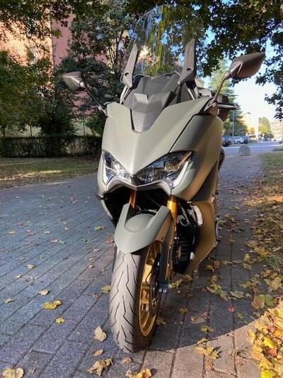 Yamaha T-Max 560 (2020 - 21) usata