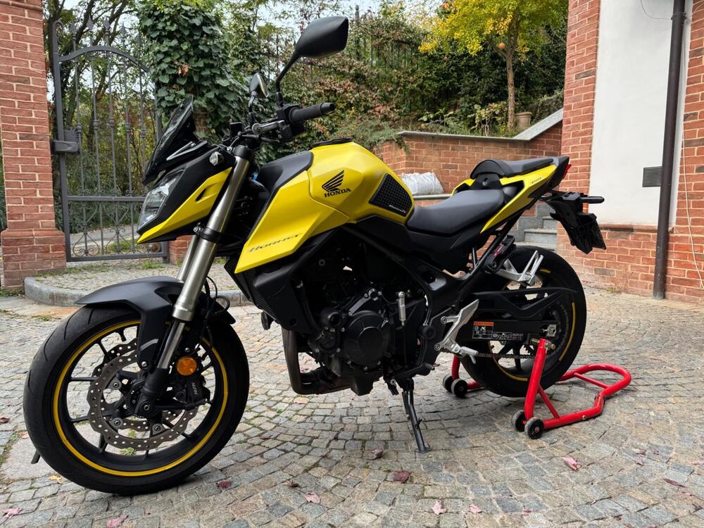 Honda CB 750 Hornet (2023 - 24) (2)