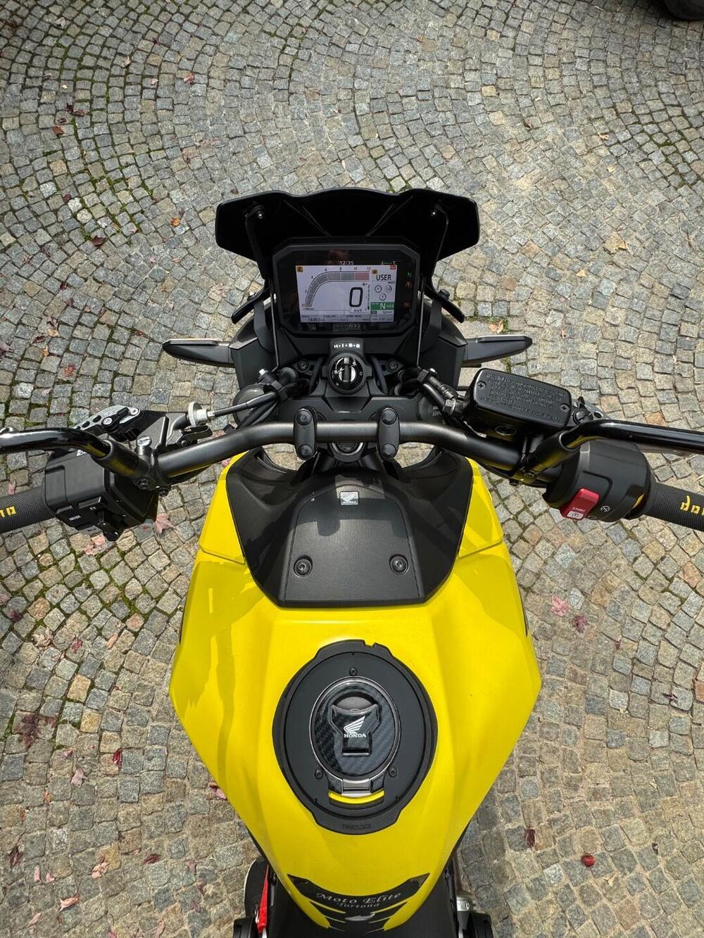 Honda CB 750 Hornet (2023 - 24) (5)