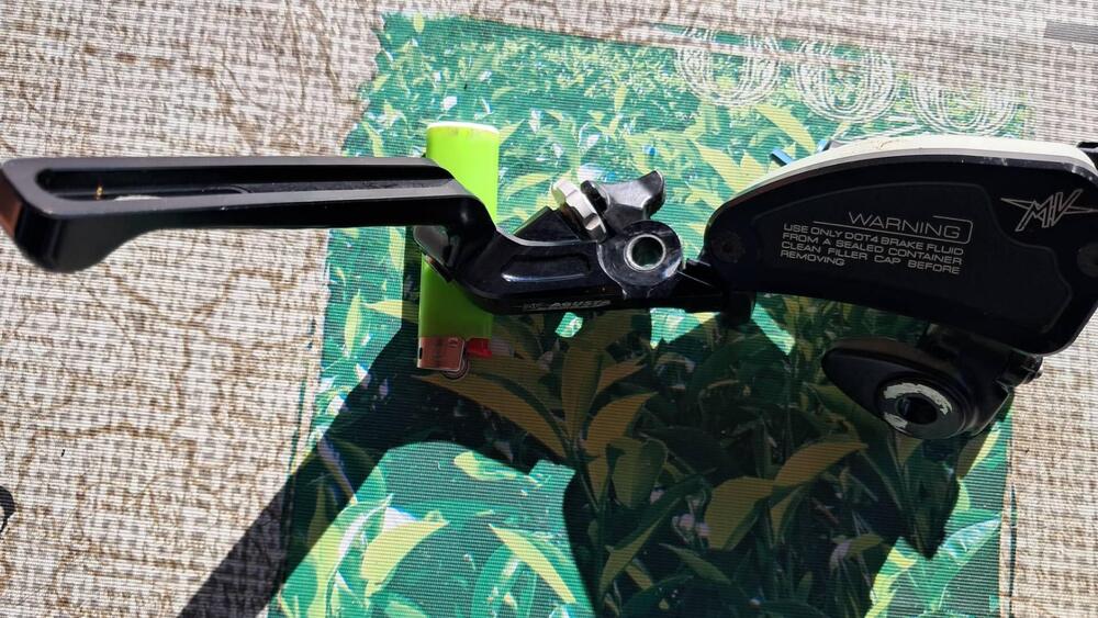 POMPA E LEVA FRENO ANTERIORE MV AGUSTA BRUTALE 675 (3)