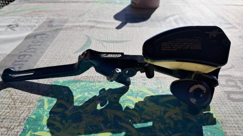 POMPA E LEVA FRENO ANTERIORE MV AGUSTA BRUTALE 675 (4)