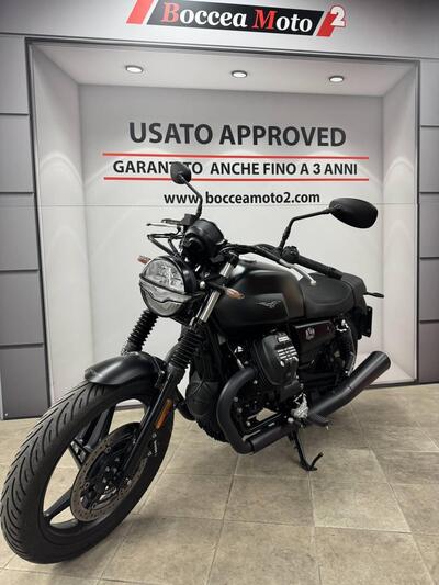 Moto Guzzi V7 Stone (2021 - 24) usata