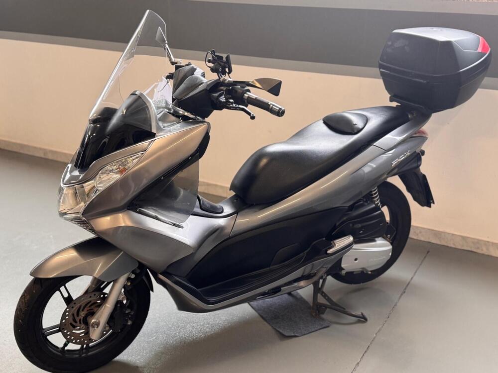 Honda PCX 125 (2009 - 13) (2)