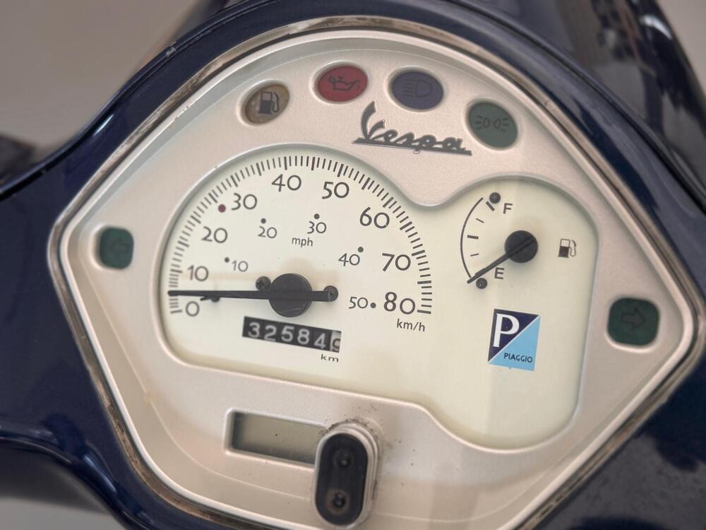 Vespa LX 50 4T (2009 - 14) (4)