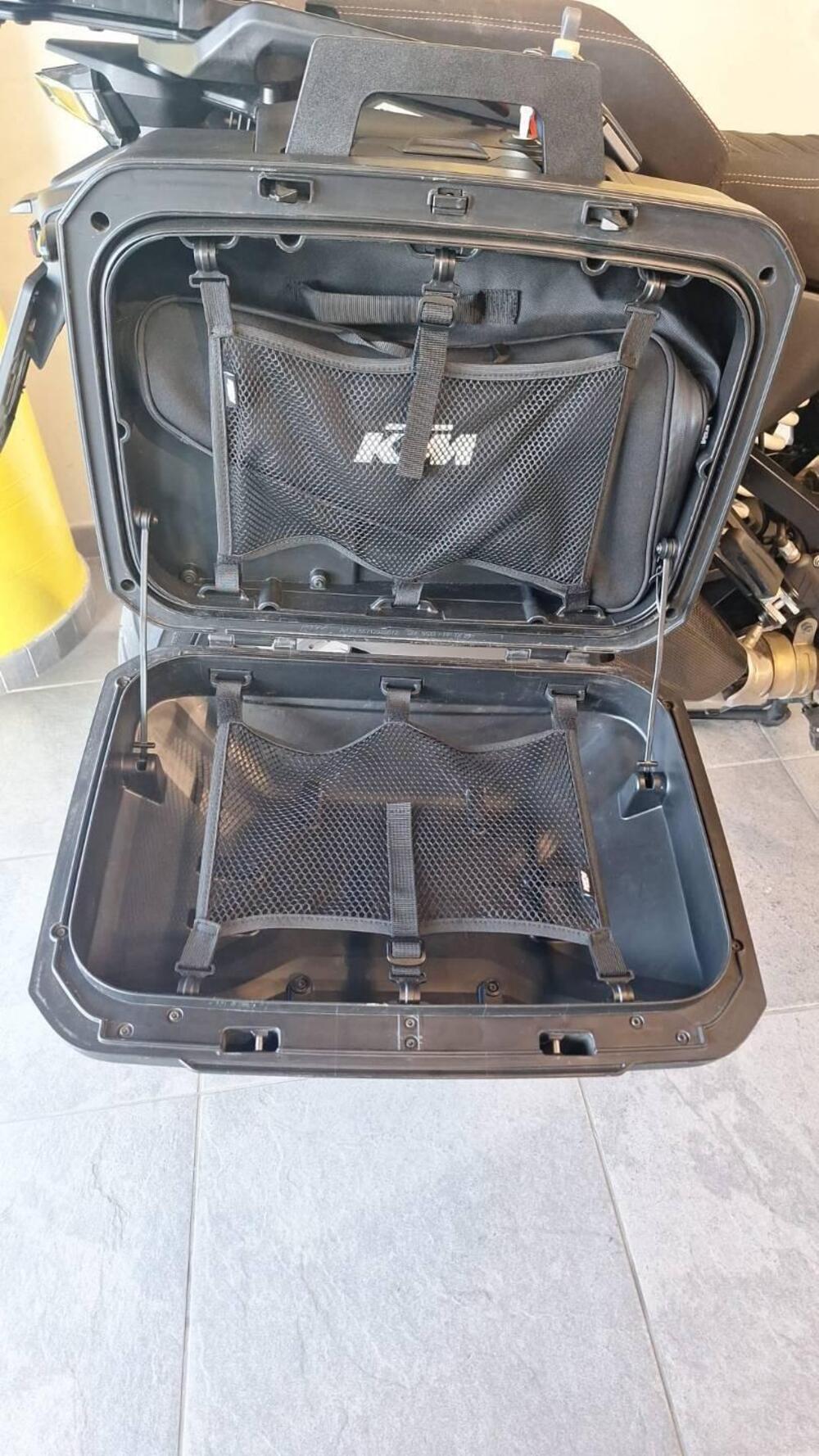 KTM 1290 Super Adventure S (2021) (15)