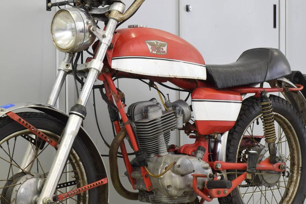 Moto Morini Corsaro 125 SS (3)