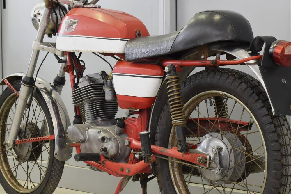 Moto Morini Corsaro 125 SS (5)