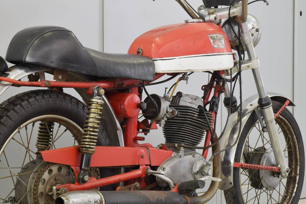 Moto Morini Corsaro 125 SS (6)