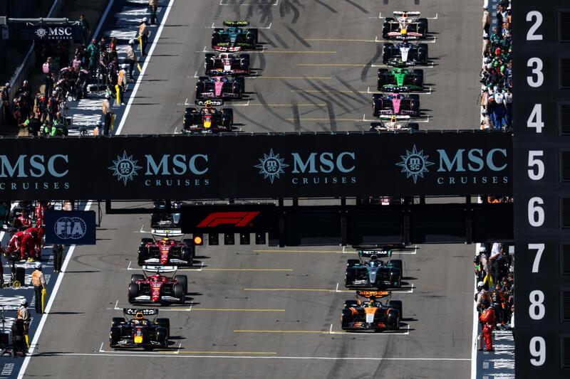 F1. Si inizia a giocare sporco: la Red Bull sabota Norris? Scoppia il caso in griglia ad Austin