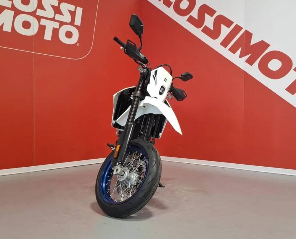 Suzuki DR-Z4S (2025 - 26) (5)