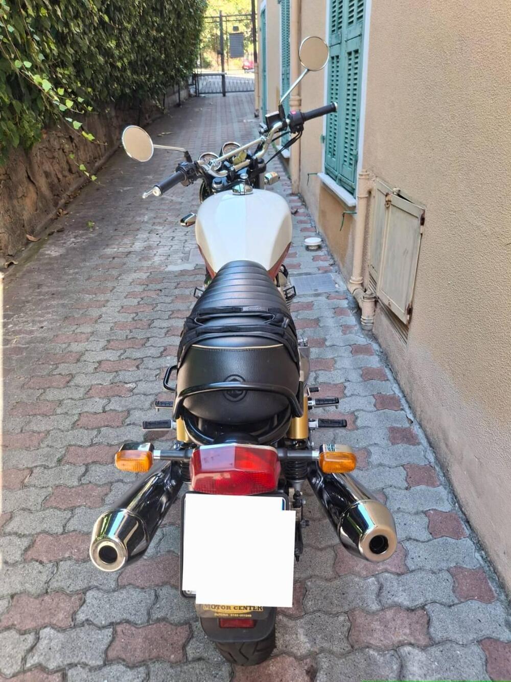 Royal Enfield Interceptor 650 (2021 - 25) (3)