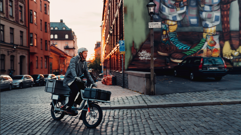 Due ruote sono meglio di quattro: la vera rivoluzione della mobilit&agrave; sono le e-bike