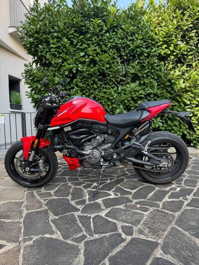 Ducati Monster 937 (2021 - 25) usata