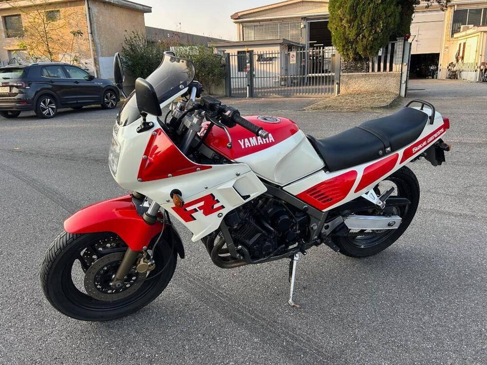 Yamaha FZ 750 (1985 - 88) (4)