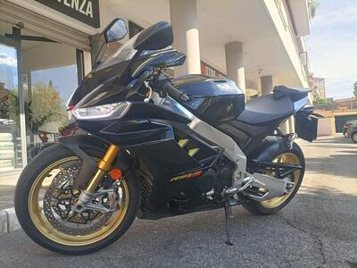 Aprilia RSV4 1100 Factory (2025) usata