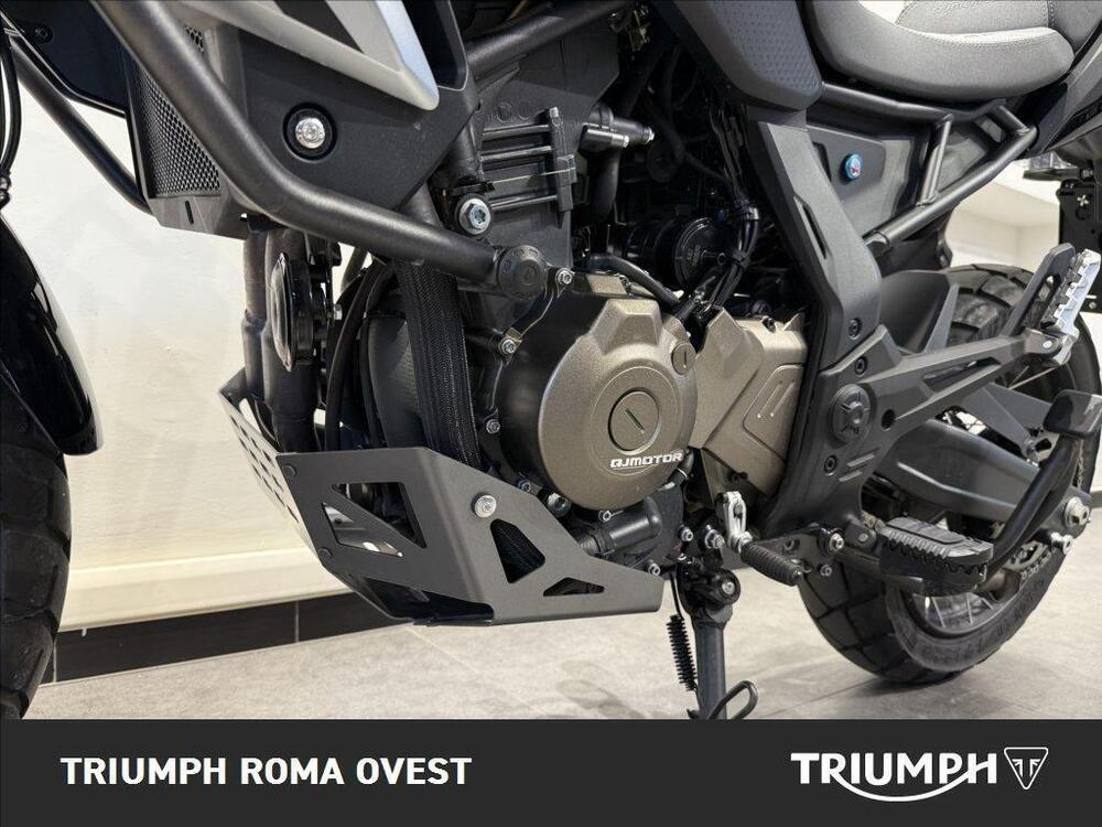 QJ Motor SRT 600 SX (2024 - 25) (11)