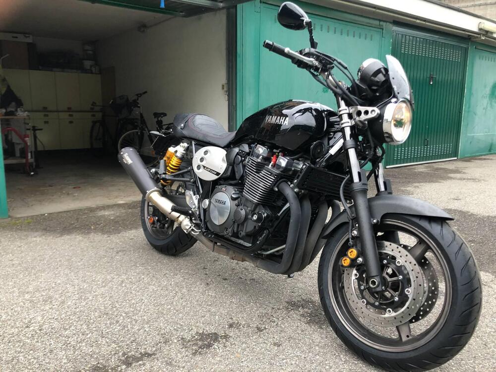 Yamaha XJR 1300 (2015 - 17) (5)