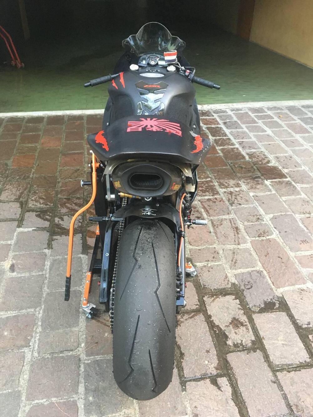 Honda CBR 600 RR (2009 - 12) (4)