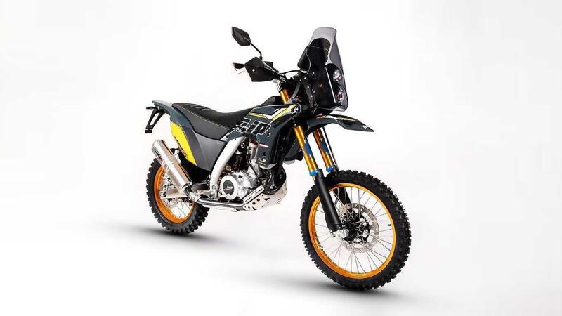AJP PR7 650 Adventure PR7 650 Adventure Gold Edition (2025)