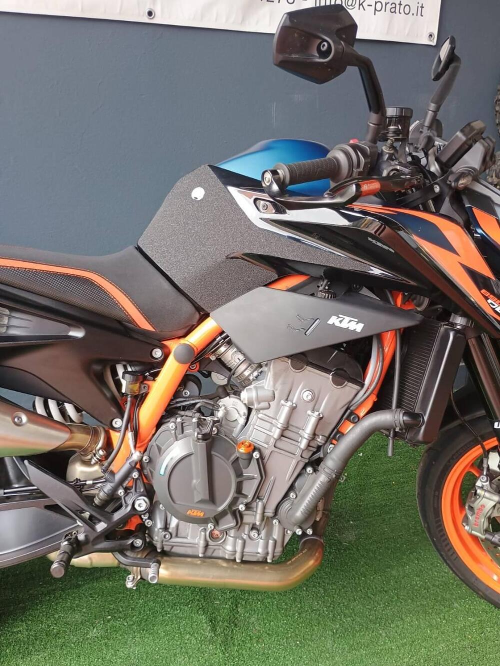 KTM 890 Duke R (2022 - 23) (11)