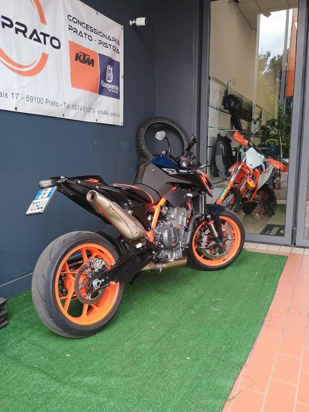 KTM 890 Duke R (2022 - 23) (12)