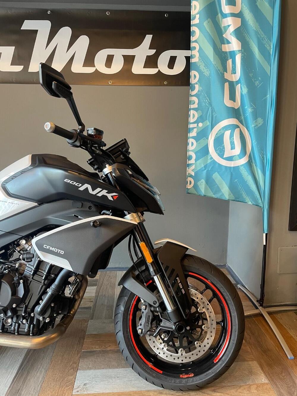 CFMOTO 800NK Advanced (2023 - 26) (3)