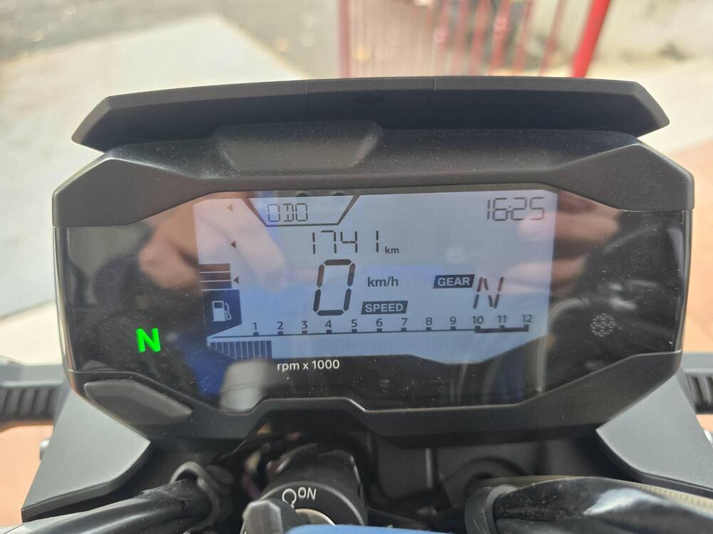 Bmw G 310 R (2021 - 25) (10)