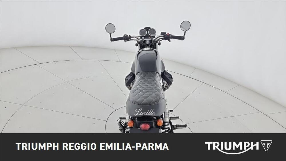 Moto Guzzi V7 Stone (2012 - 15) (14)