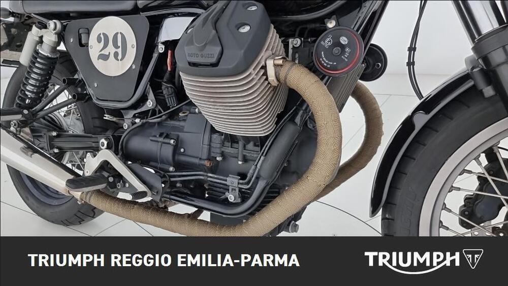 Moto Guzzi V7 Stone (2012 - 15) (19)