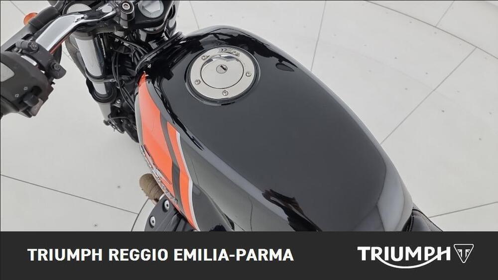 Moto Guzzi V7 Stone (2012 - 15) (12)