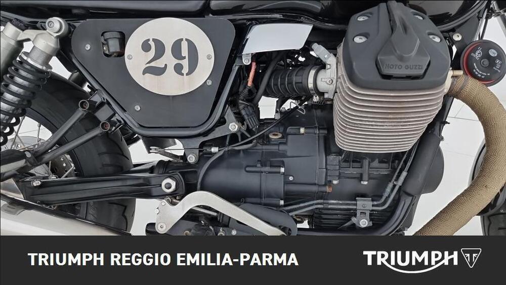 Moto Guzzi V7 Stone (2012 - 15) (22)