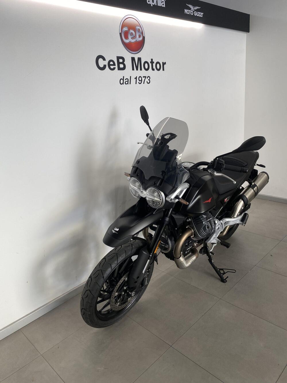 Moto Guzzi V85 Strada (2024 - 26) (4)