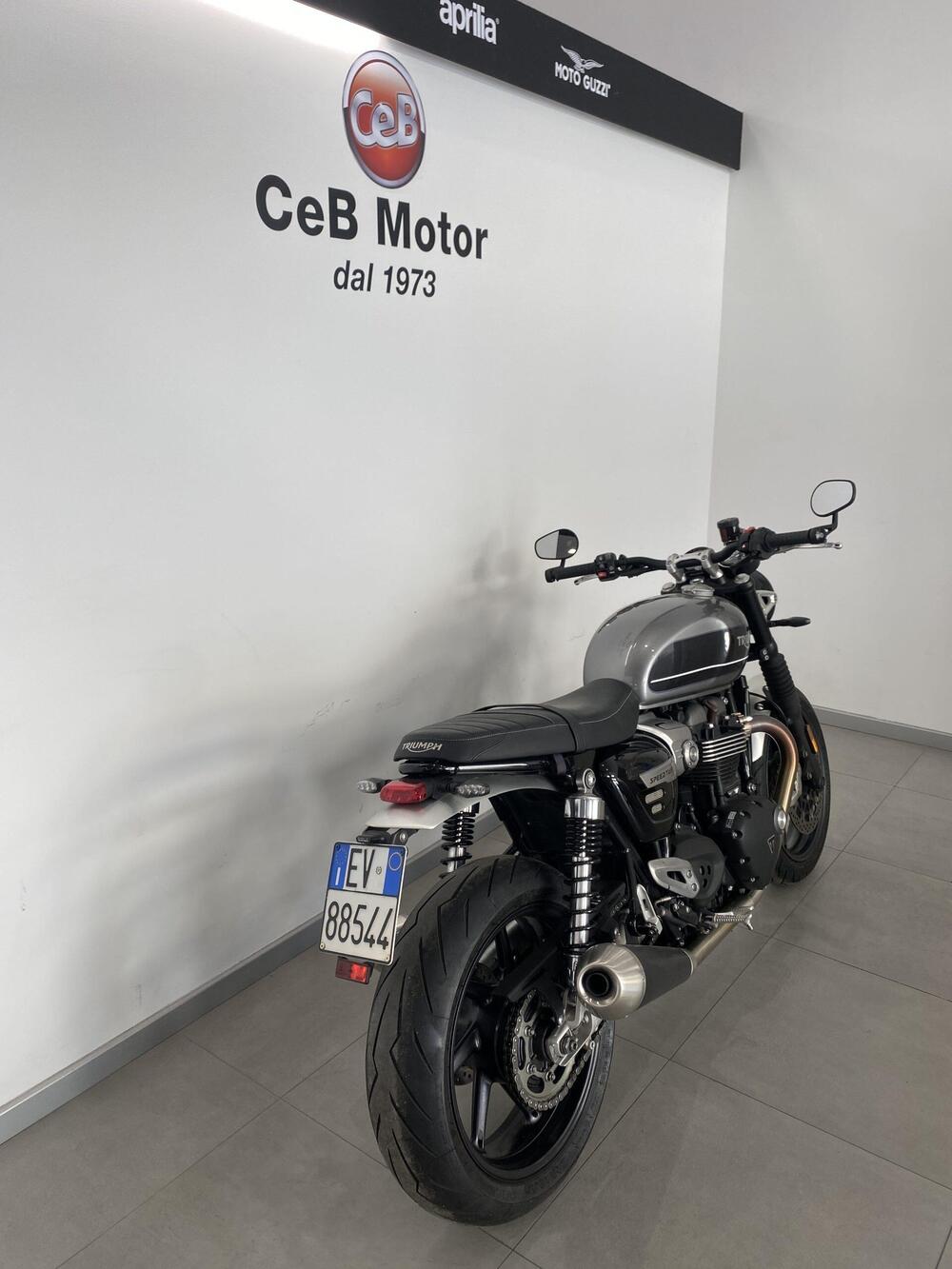 Triumph Speed Twin 1200 (2021 - 24) (2)