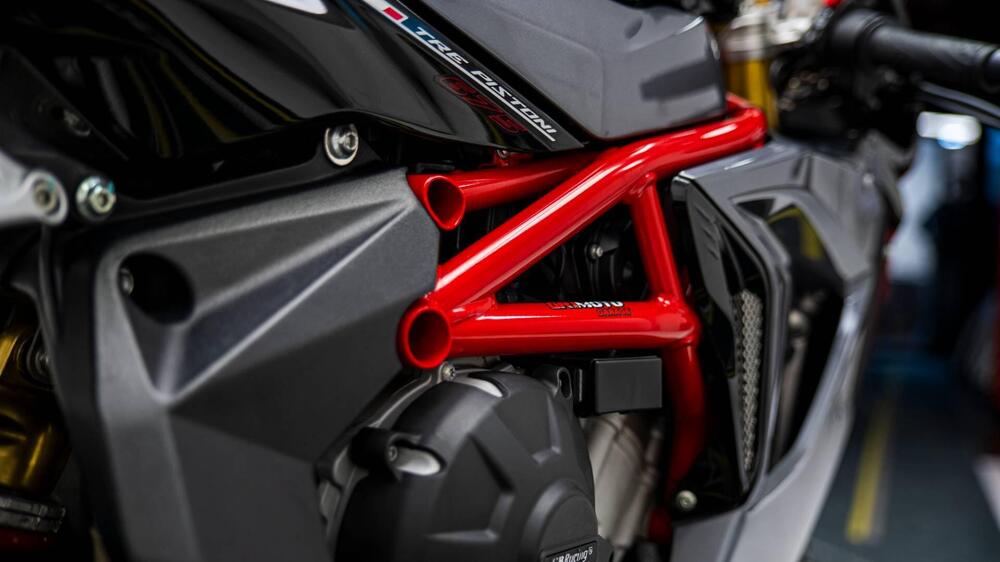 MV Agusta F3 675 (2011 - 15) (13)