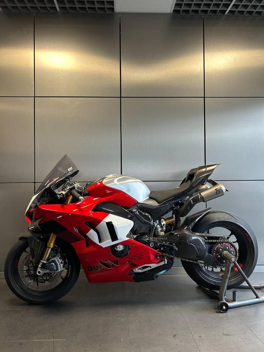 Ducati Panigale V4 R (2023 - 24) (4)