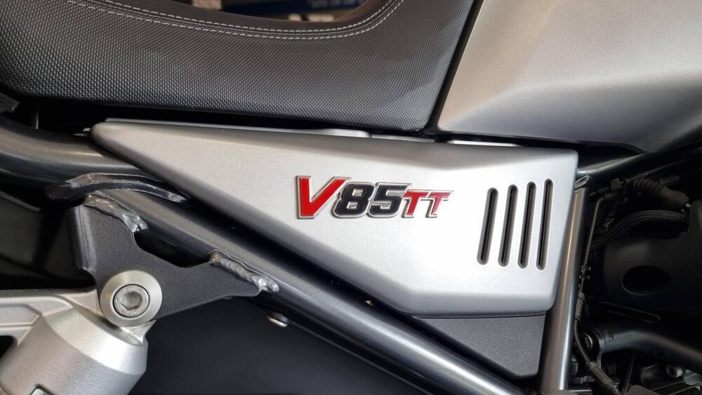 Moto Guzzi V85 TT (2019 - 20) (20)