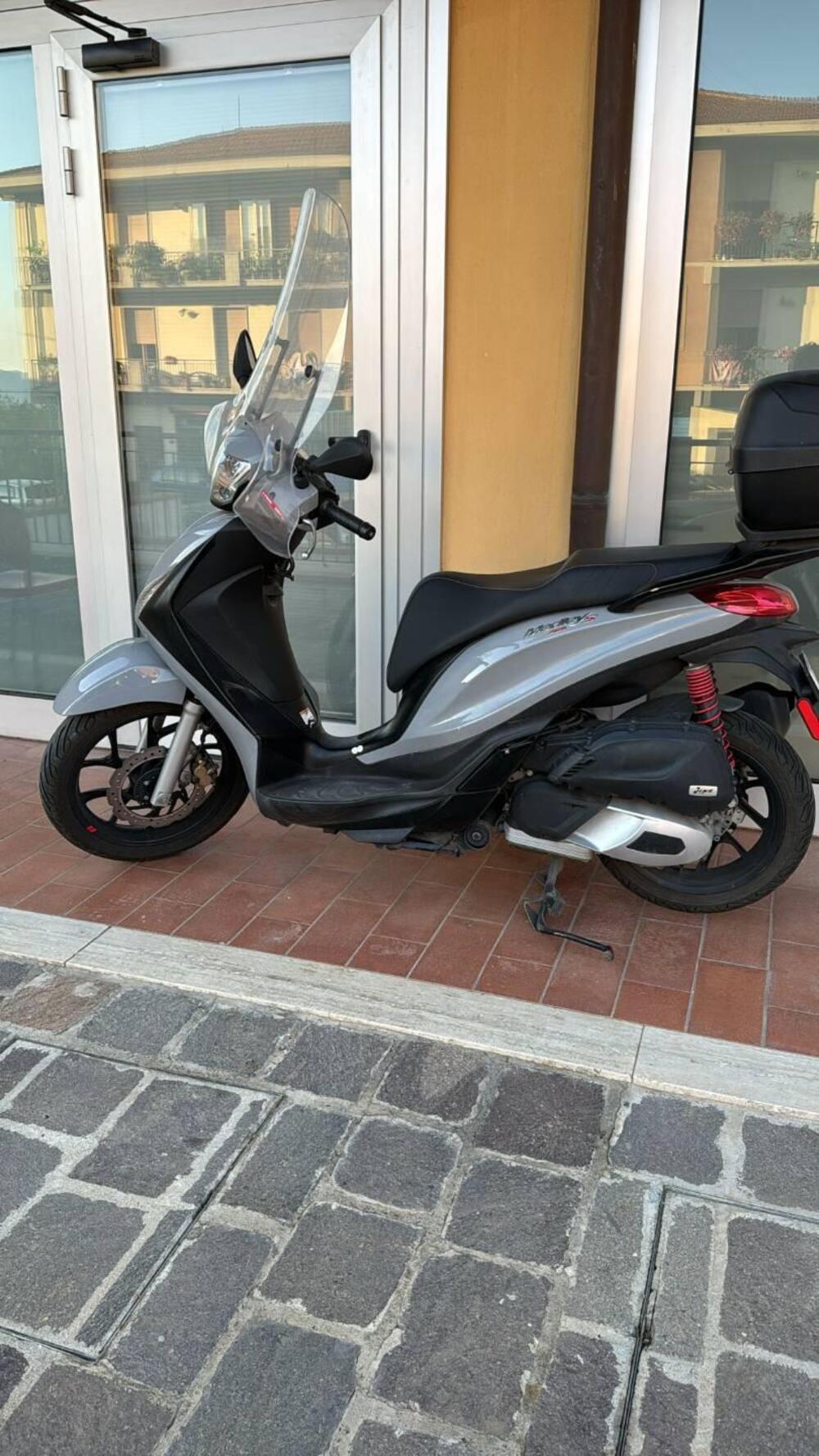 Piaggio Medley 150 S ABS (2021 - 25) (2)