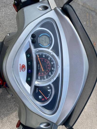 Kymco People 200 S (2005 - 06) usata