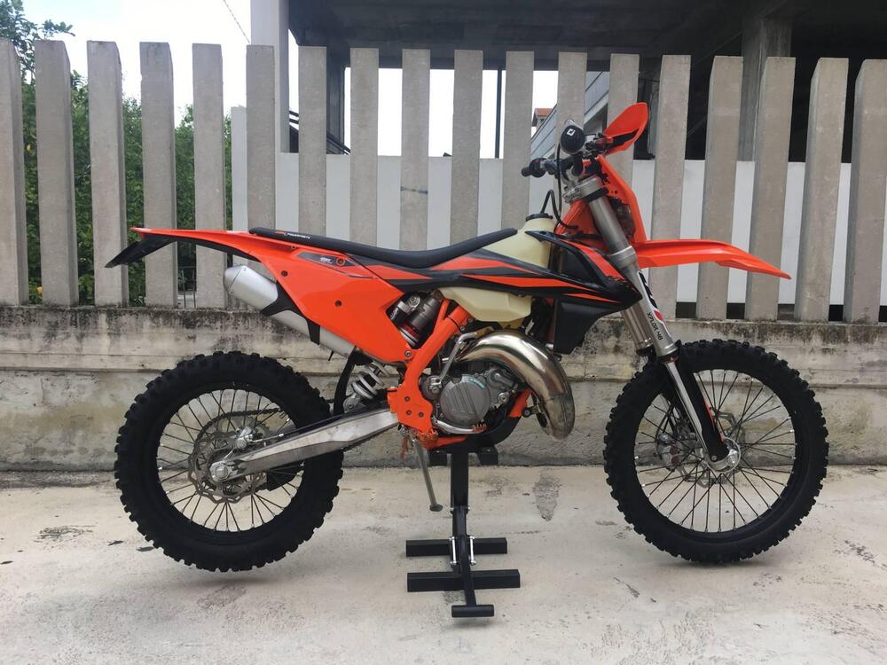 KTM 125 XC-W (2019) (3)